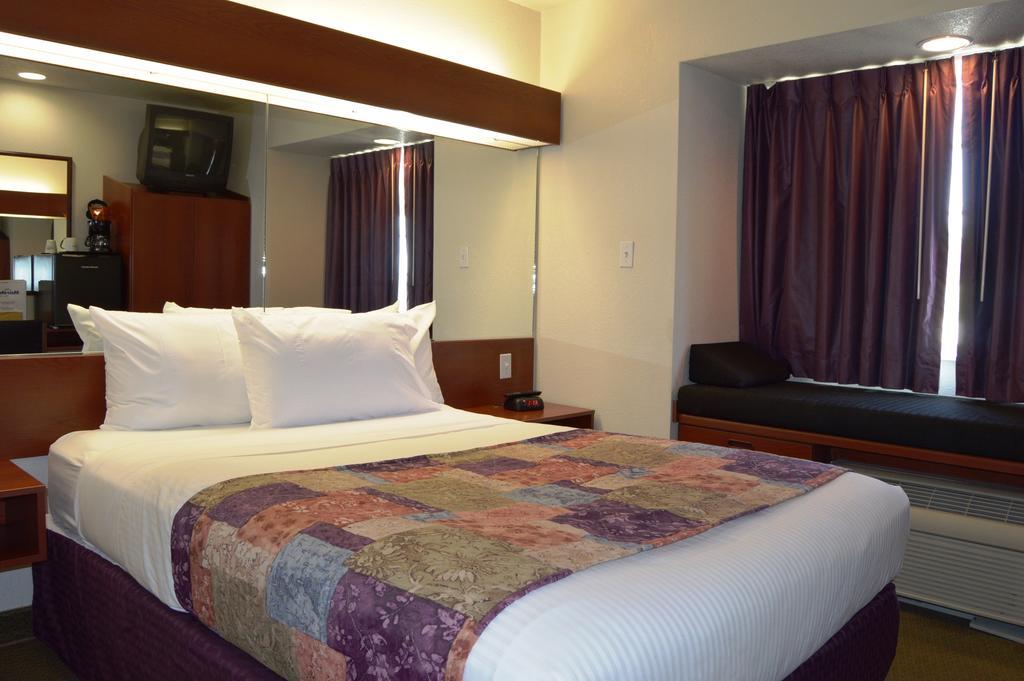 Microtel Inn And Suites By Wyndham Miami Ok Cameră foto